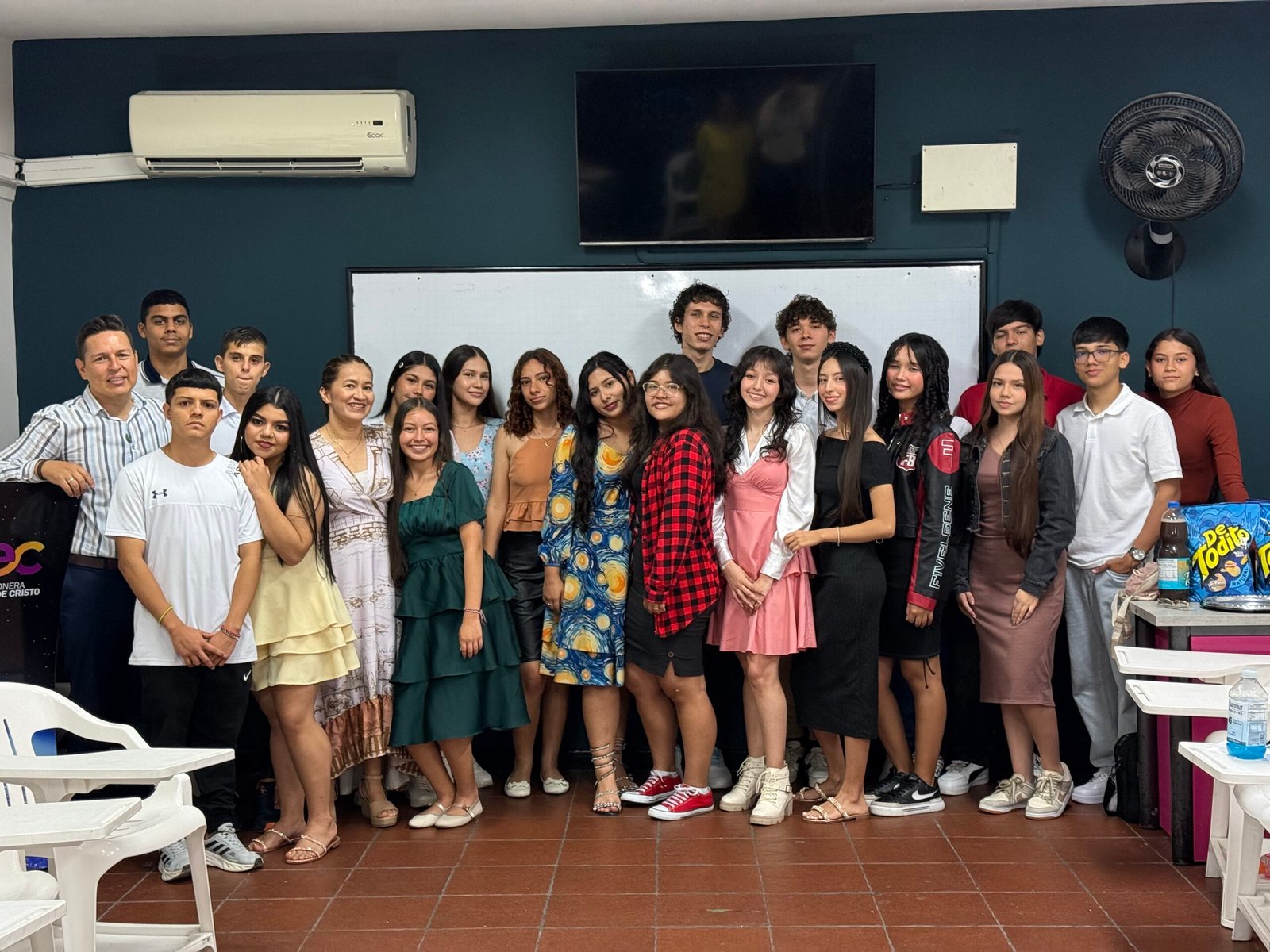 Adolescentes Linaje Escogido 1 imec iglesia embajadores cristo ADOLESCENTESGENERAL scaled